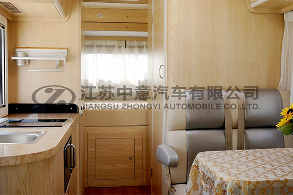 中意SZY5042XLJ全顺房车